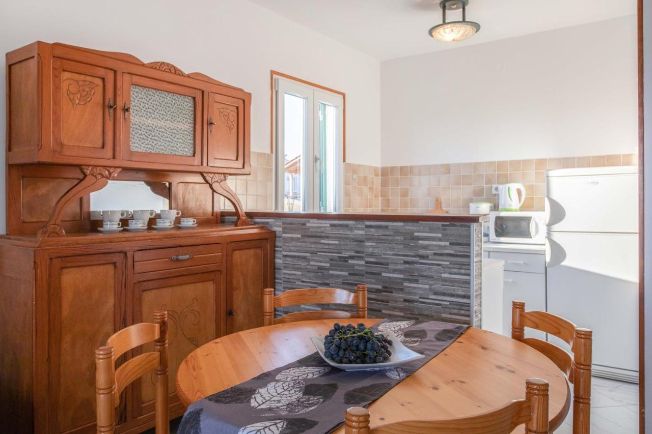 Apartment Marin Ядрія Екстер'єр фото