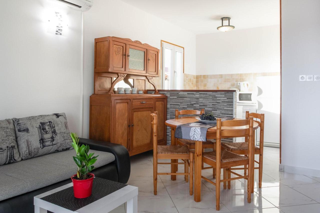 Apartment Marin Ядрія Екстер'єр фото